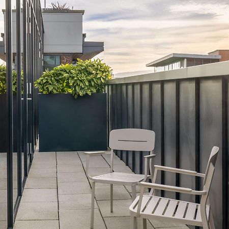 Radisson Blu Royal Hotel Dublin Exterior photo