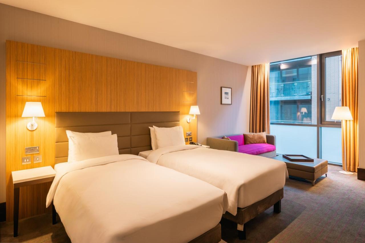 Radisson Blu Royal Hotel Dublin Exterior photo