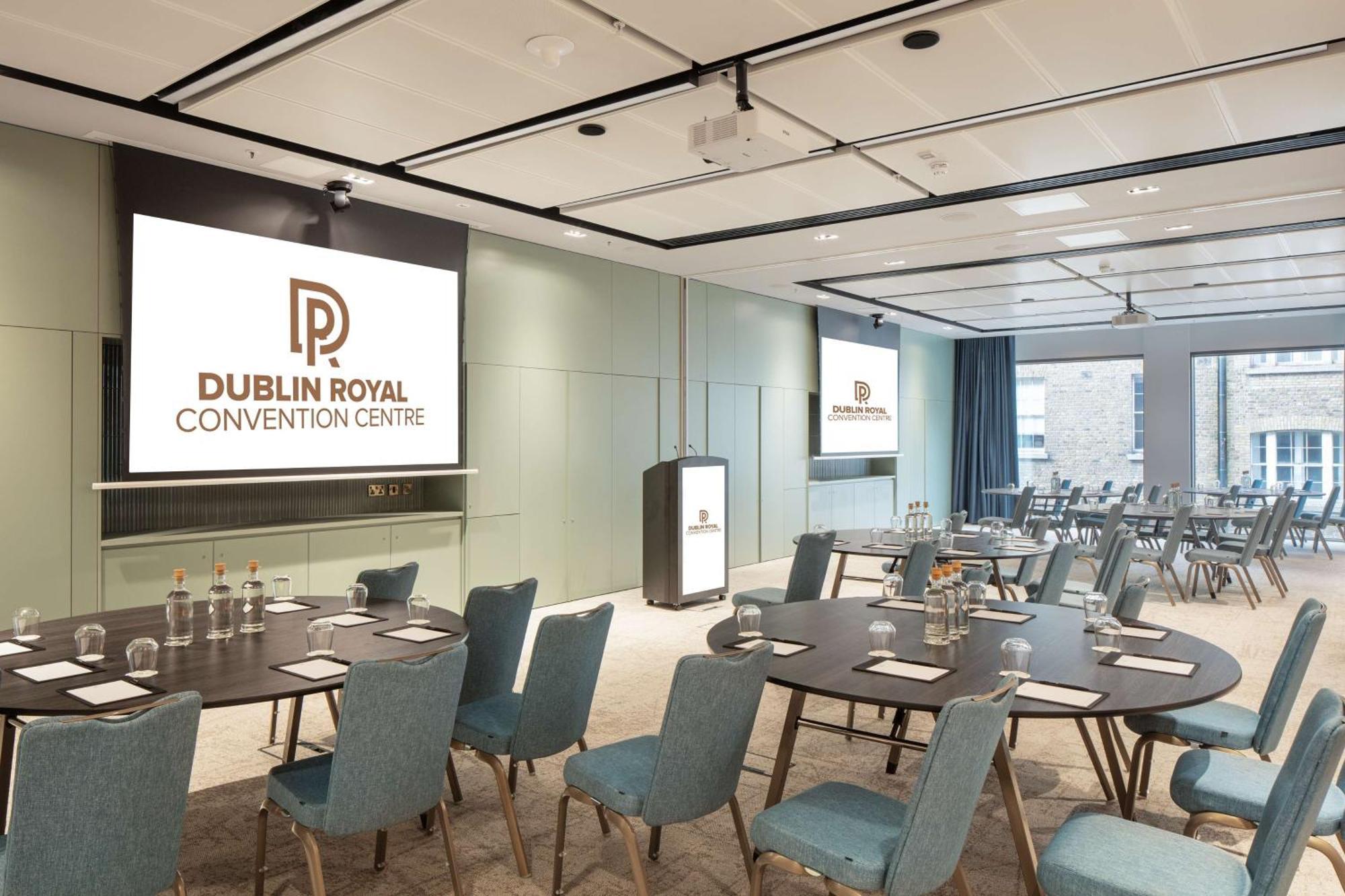 Radisson Blu Royal Hotel Dublin Exterior photo