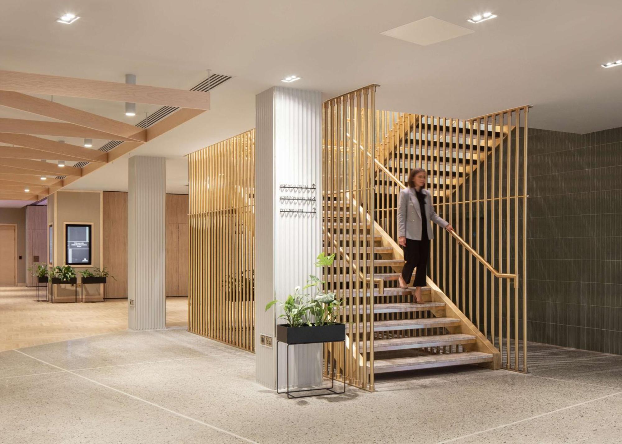 Radisson Blu Royal Hotel Dublin Exterior photo