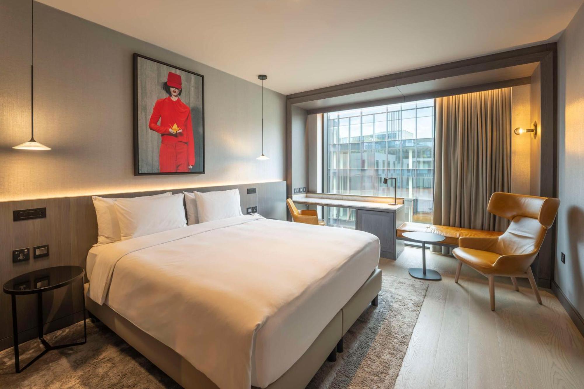 Radisson Blu Royal Hotel Dublin Exterior photo
