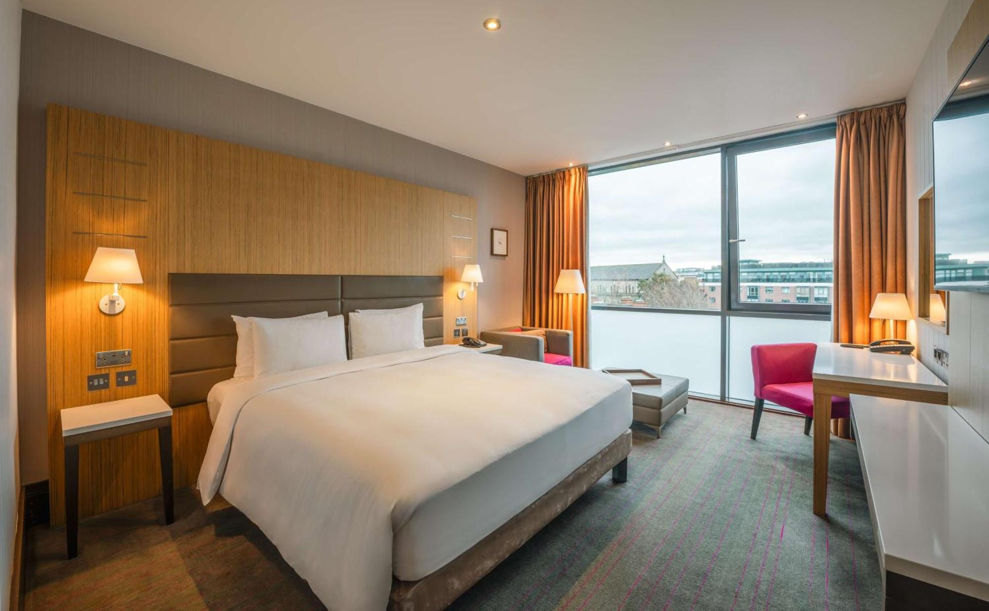 Radisson Blu Royal Hotel Dublin Exterior photo