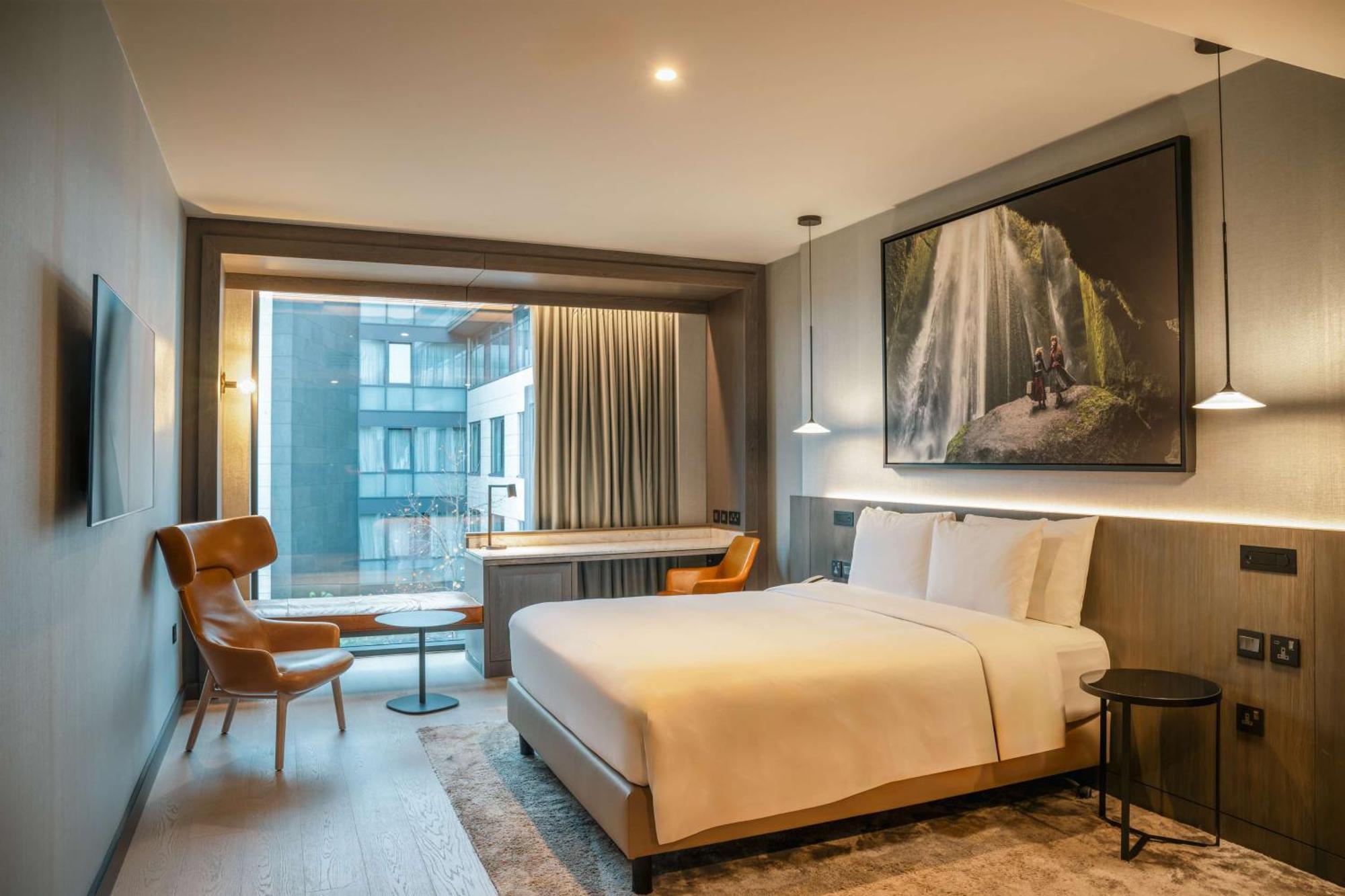 Radisson Blu Royal Hotel Dublin Exterior photo