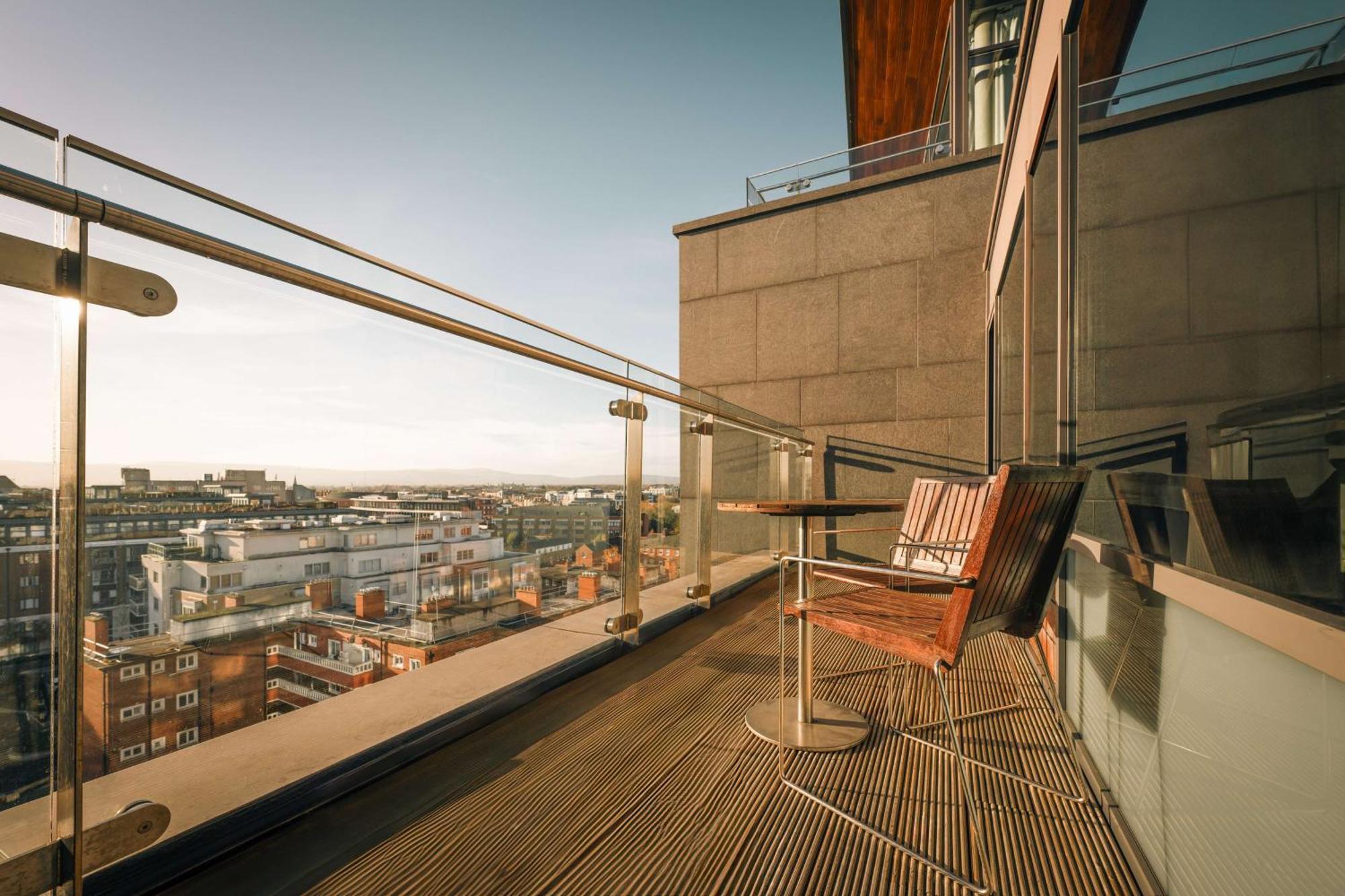 Radisson Blu Royal Hotel Dublin Exterior photo